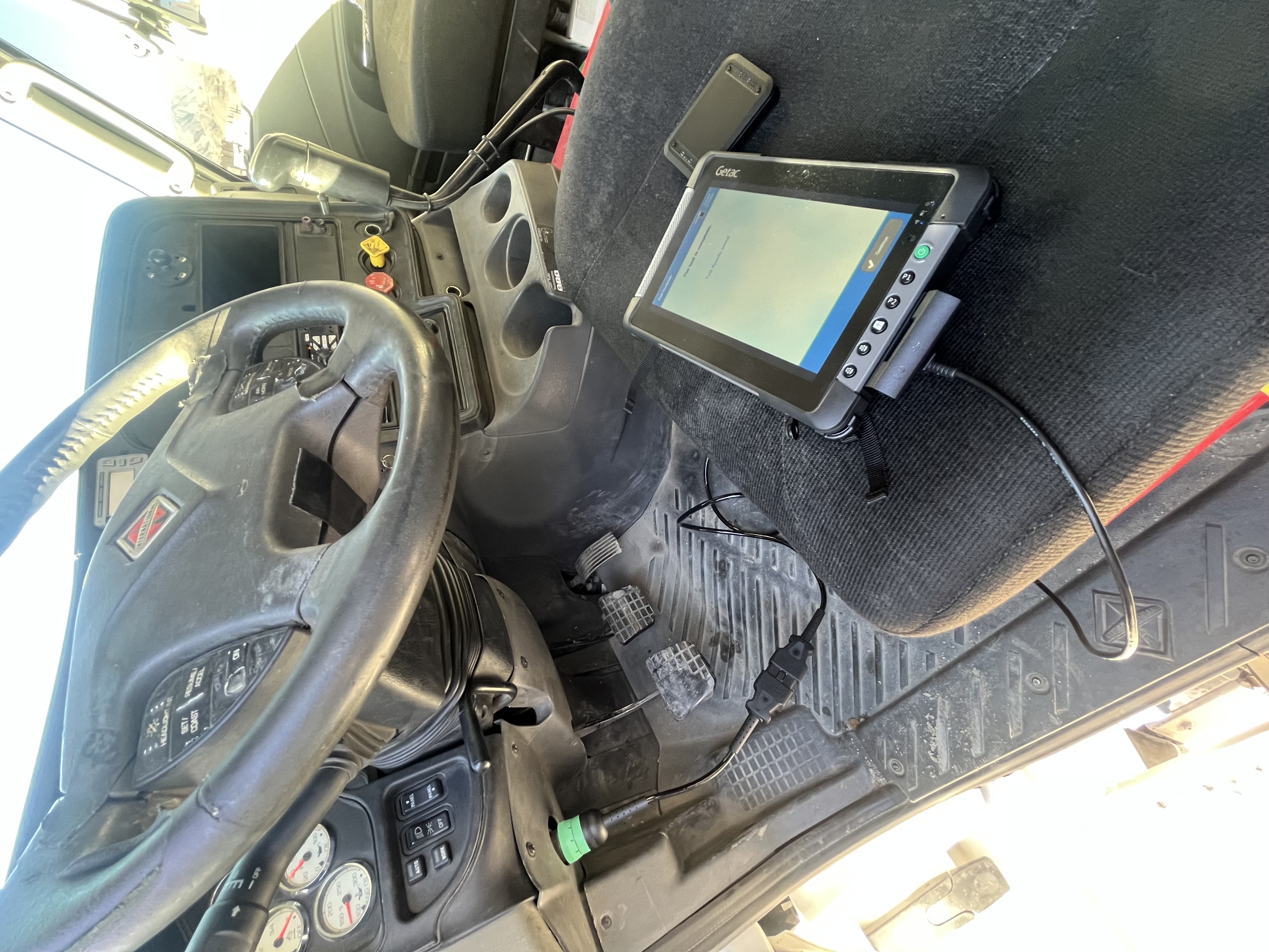 Getac rugged tablet showing diagnostic readout